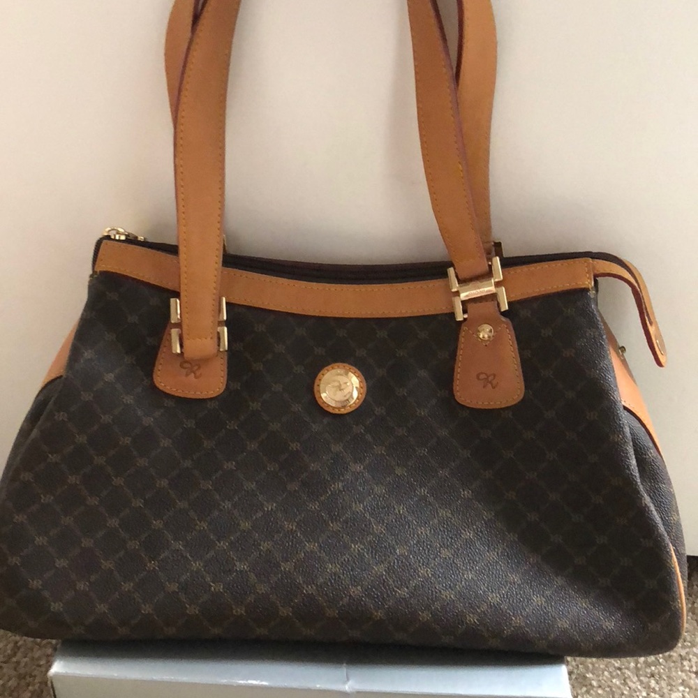 RIoni purse